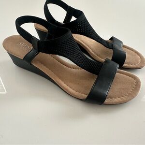 Alfani Step n flex Black and Tan Wedge Sandals